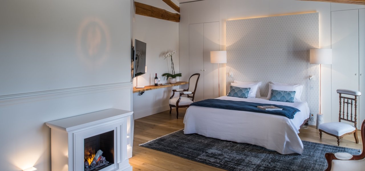 Château l'Etampe interior - Wine Paths