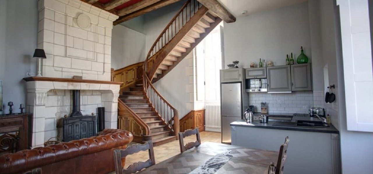 Living and kitchen in clock tower suite