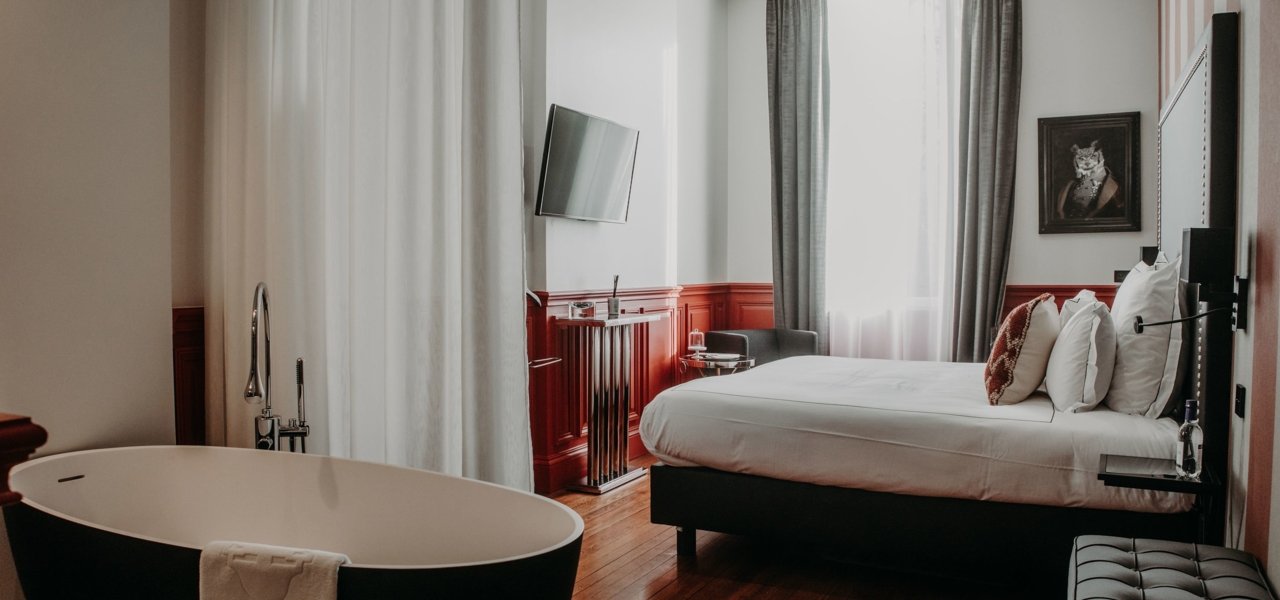 Bathroom - Wine Paths